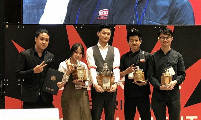 Vietnamese representatives won awards at World Signature Battle 2017